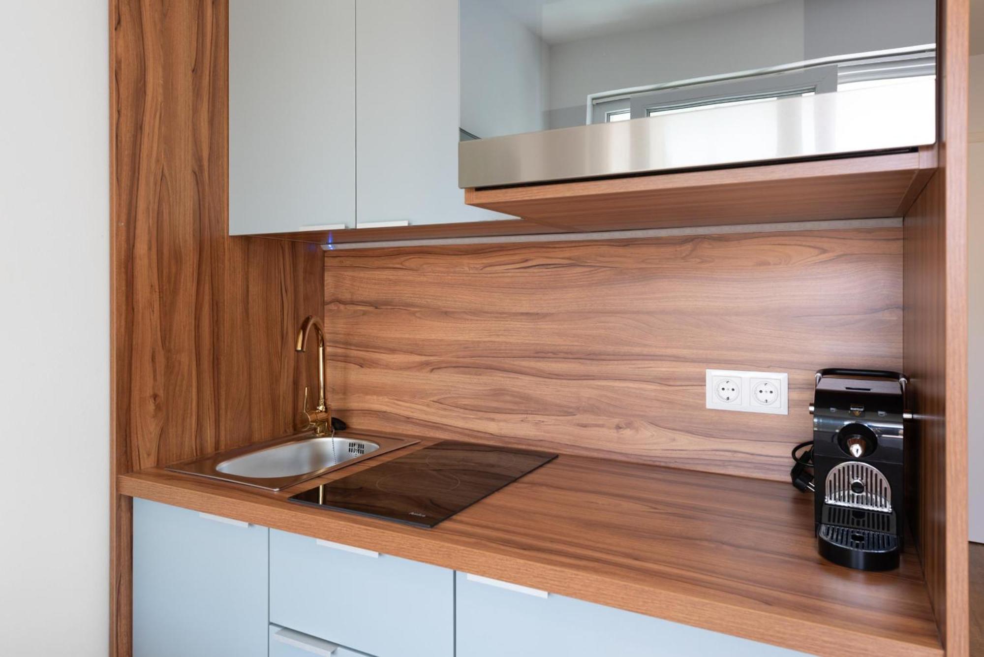 Schickes All-Inklusive Apartmentzimmer By Resida Asset Gmbh Brunn am Gebirge Ngoại thất bức ảnh